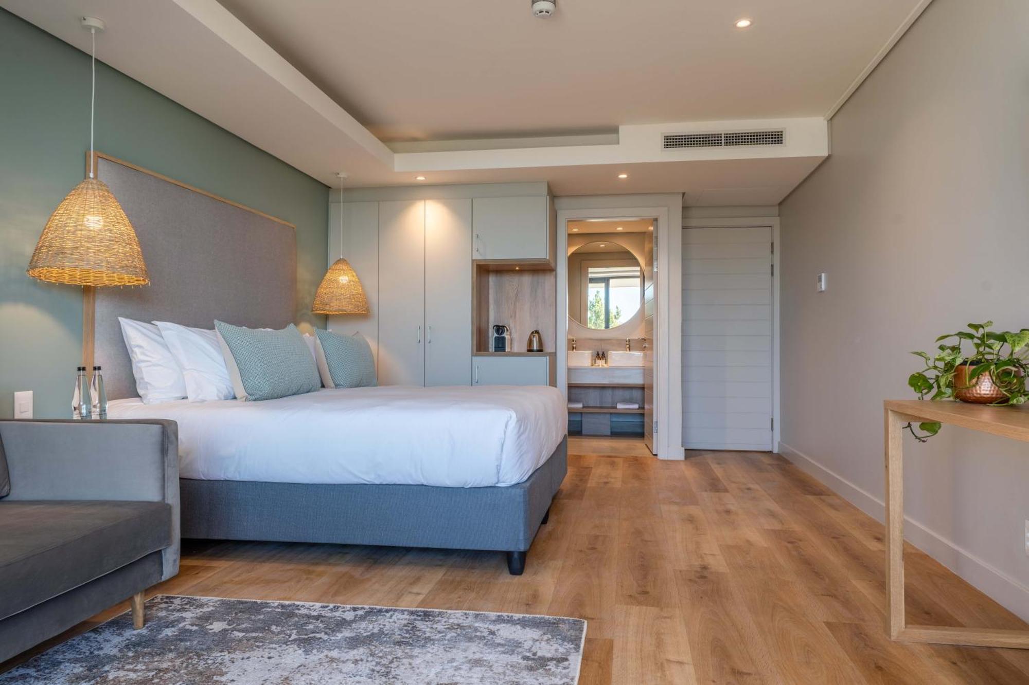 Plett Quarter Hotel - Lion Roars Hotels & Lodges Plettenberg Bay Dış mekan fotoğraf